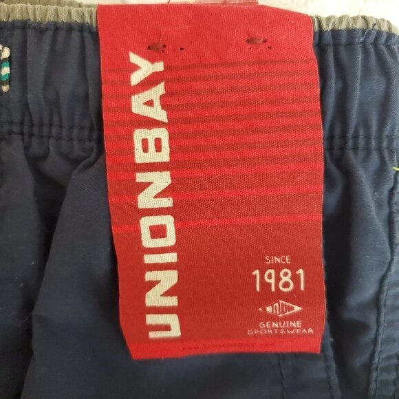 UnionBay Boys Cargo Shorts - NWT's - Picture 3 of 7